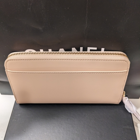 SOLD 💯 Lancaster Paris Nude Zipper Wallet NIB $240 - Picture 16 of 16